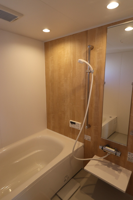 ロゼッタ　Bの浴室