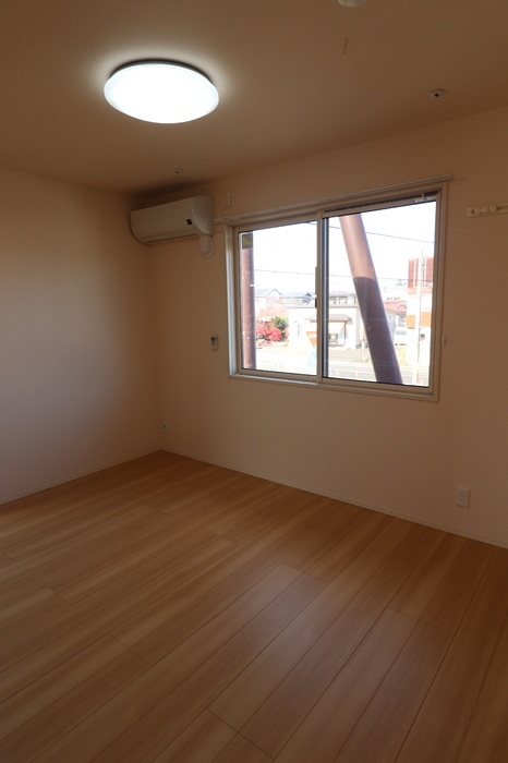 ロゼッタ　Bの洋室