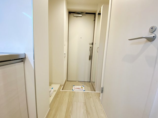 Alba中浦和の玄関|別号室の参考写真です。