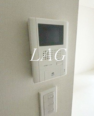 【セキュリティ】 | ラ・クローネ | モニター付きインターホンになります。