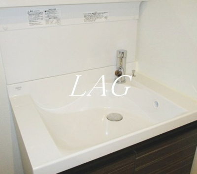 【独立洗面台】 | ＲＥＬＵＸＩＡ赤羽志茂 | 洗面台です。