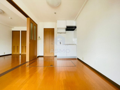 【居間・リビング】 | エストメゾン夕陽丘 | 同マンション別部屋参考写真