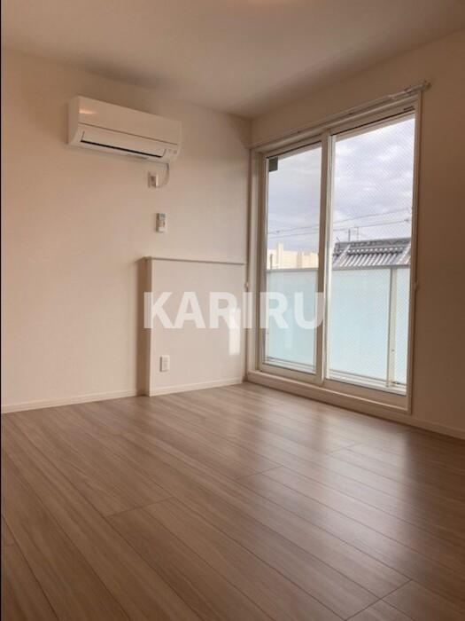 グラサ真田山の居間・リビング