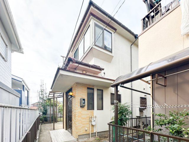 桶狭間北貸家の外観