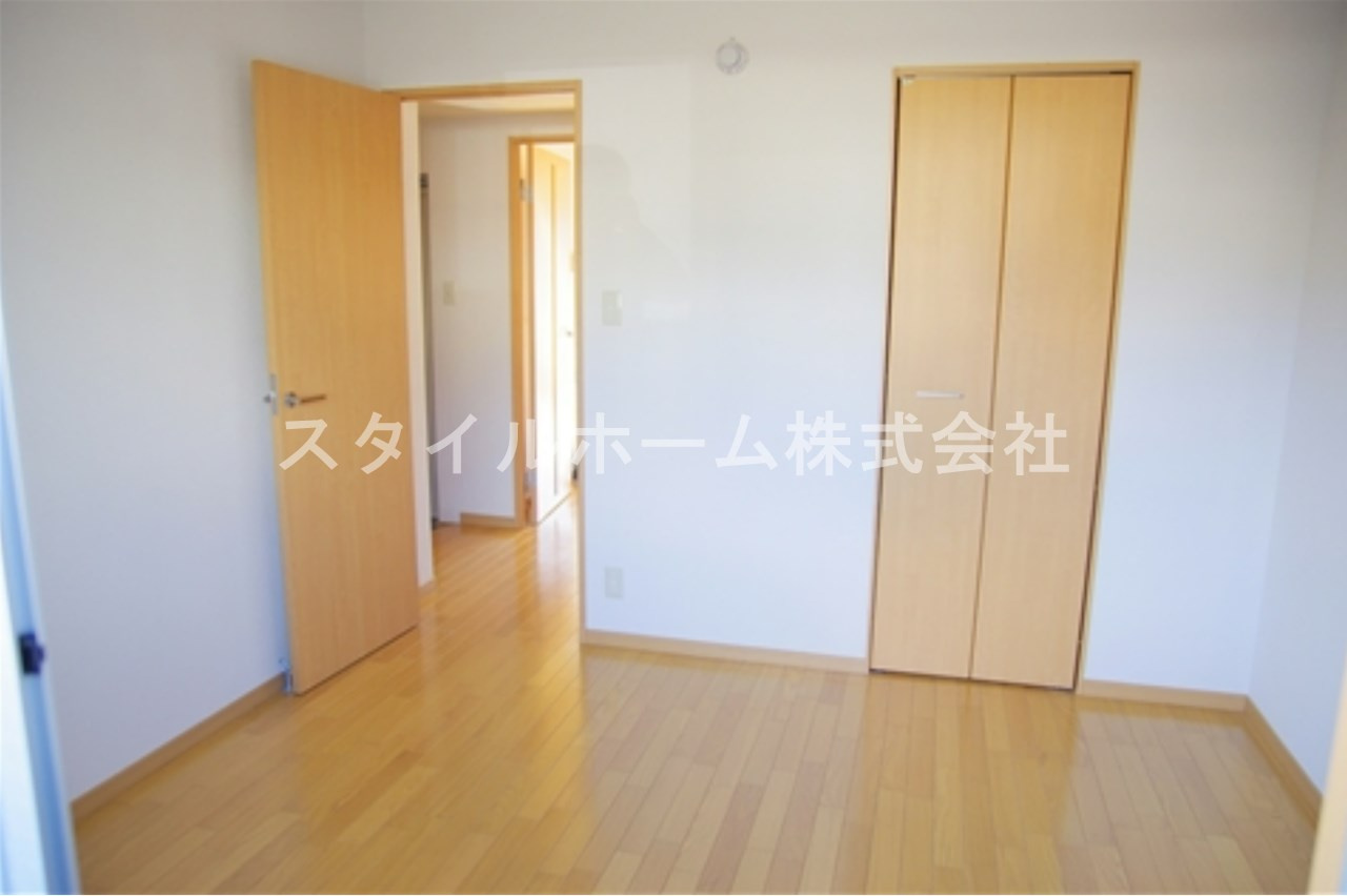 ＣＡＳＡ・リベルタの内装|同建物内別部屋の写真です。