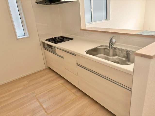 三潴町玉満　新築戸建のキッチン