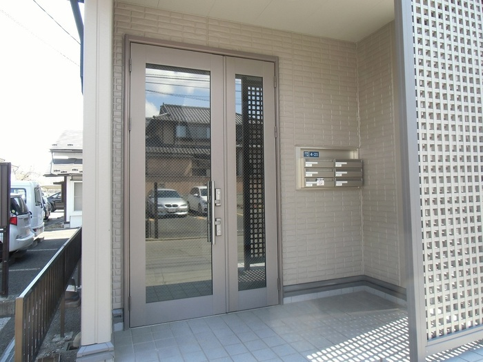 リバーコートのエントランス