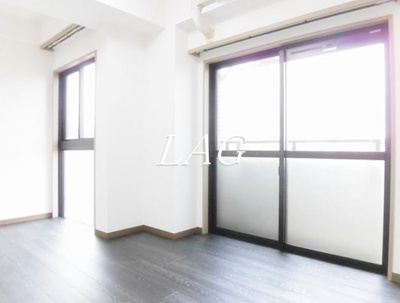 【居間・リビング】 | サンテミリオン笹塚 | 洋室のお部屋です。