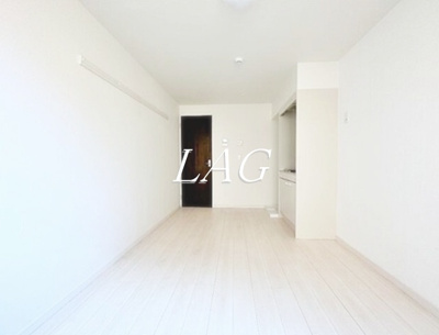 【居間・リビング】 | リベロ新江古田 | 洋室のお部屋です。