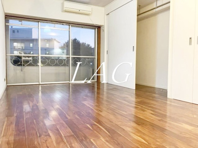 【居間・リビング】 | マンション駒場 | 洋室のお部屋です。