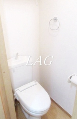 【トイレ】 | ラ・ファミーユ | トイレです。