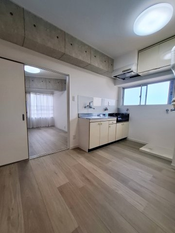 コンコード甲子園の居間・リビング