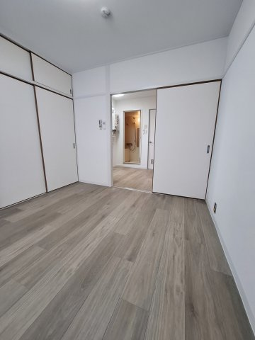 コンコード甲子園の洋室