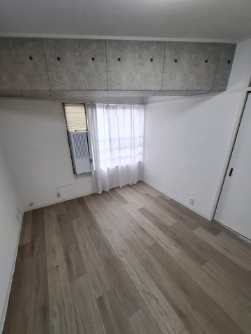 コンコード甲子園の洋室