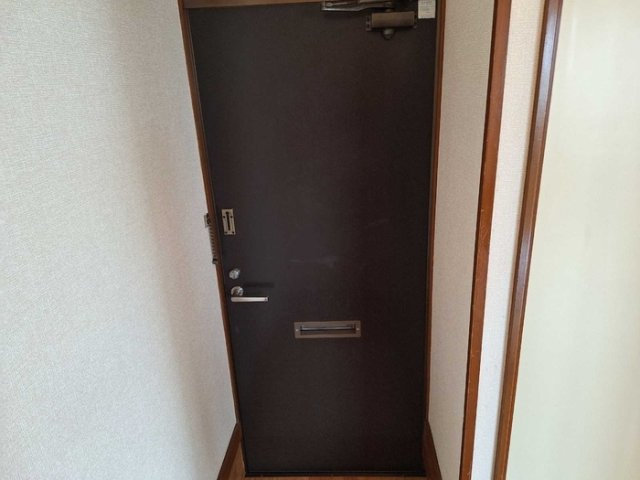 アメニティ津志田　Bの玄関