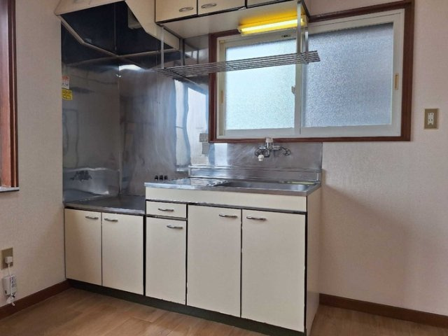 アメニティ津志田　Bのキッチン