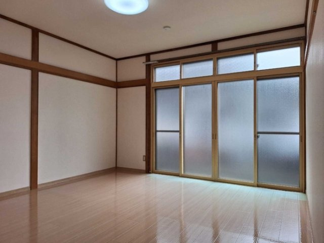 アメニティ津志田　Bの洋室