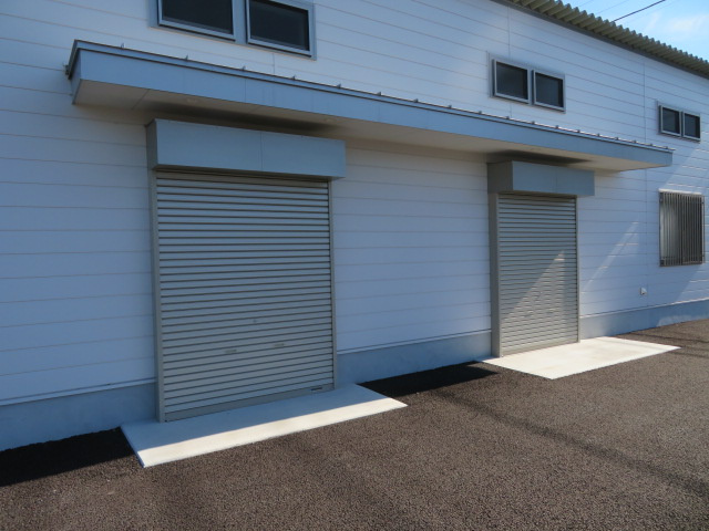 春日部市赤沼の店舗事務所