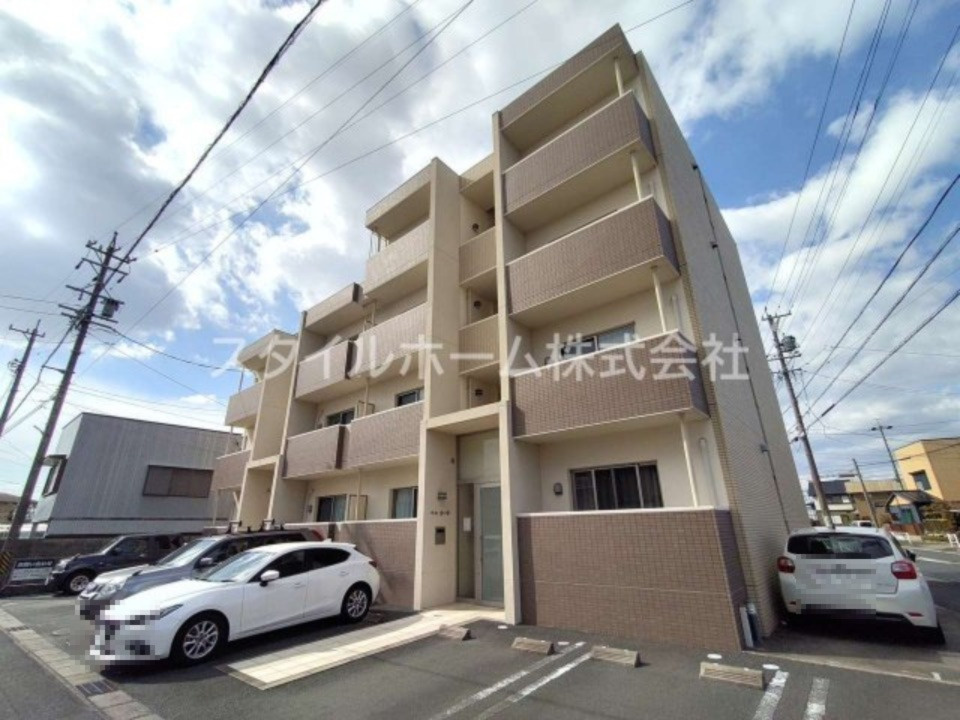 ベルカーサの外観|落ち着いた雰囲気の外観です