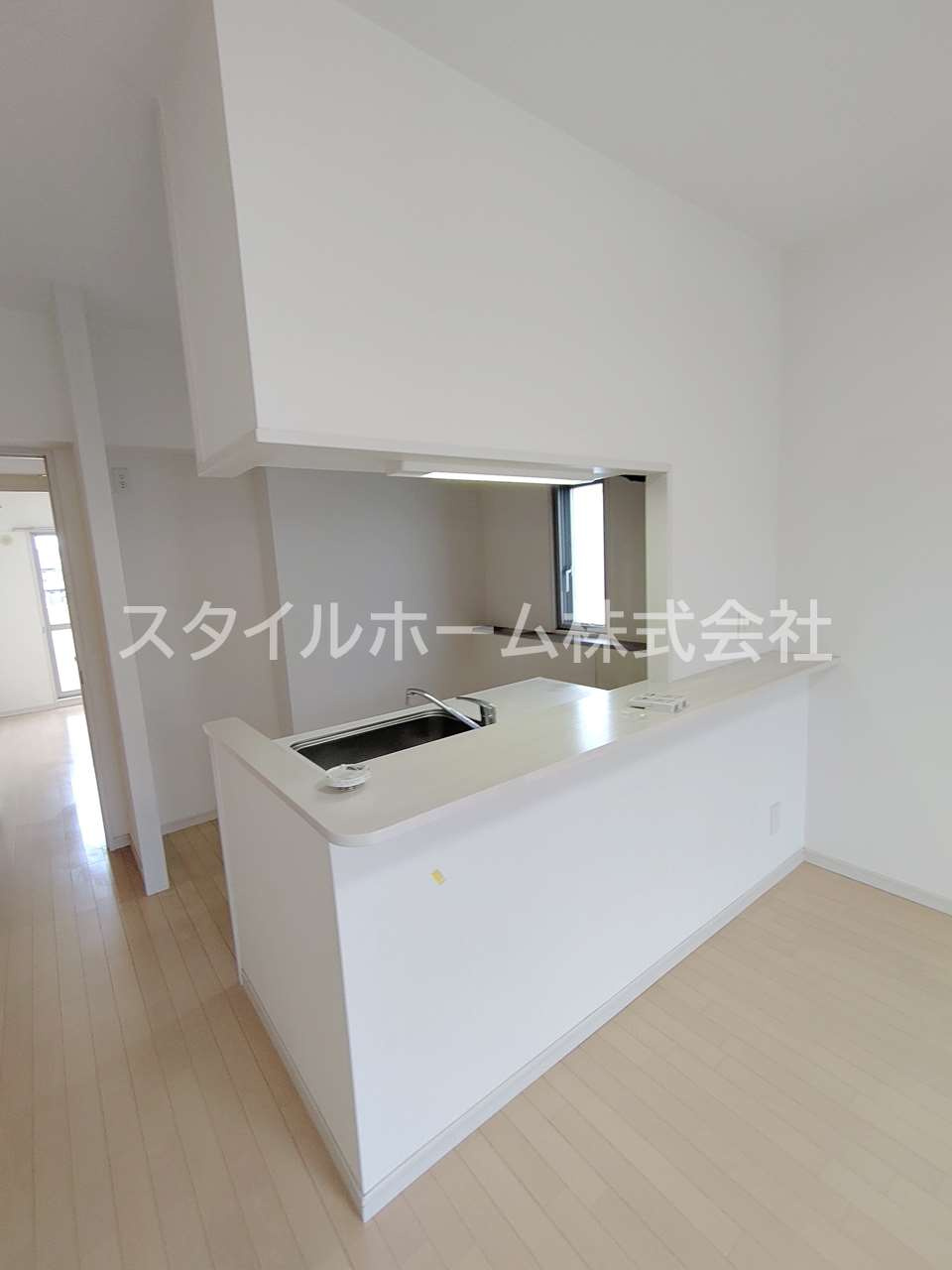 ベルカーサの居間・リビング|別部屋写真です。