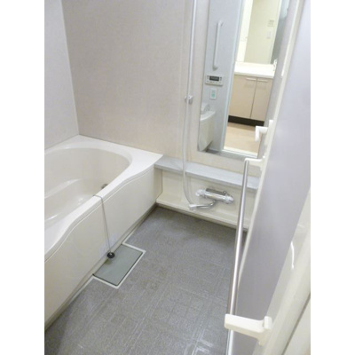 【浴室】 | プラザタワー勝どき | 落ち着いた空間のお風呂です