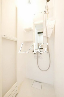 【シャワールーム】 | ハーモニーテラス仲宿Ⅲ | シャワールームです。