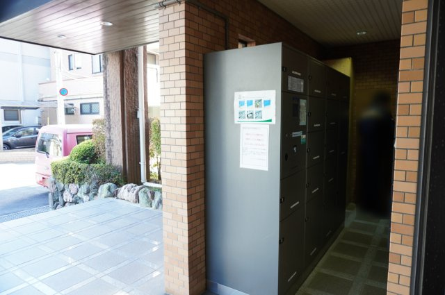 ライオンズプラザ松原団地のエントランス