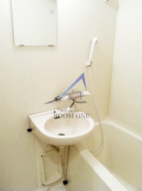 プレール・ドゥーク新宿曙橋の浴室|お風呂です。