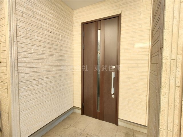 【玄関】 | 毛呂山町目白台4丁目 | ゆったりとした玄関です