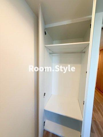 HARUMI FLAG SUN VILLAGE T棟(SKY DUO)の収納|空室のためご都合に合わせてご内覧できます
お問合せはお電話でもお受付しております。
03-6450-5211