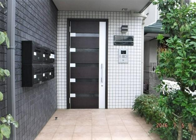 フレシールつくしが丘のエントランス|建物の内部です