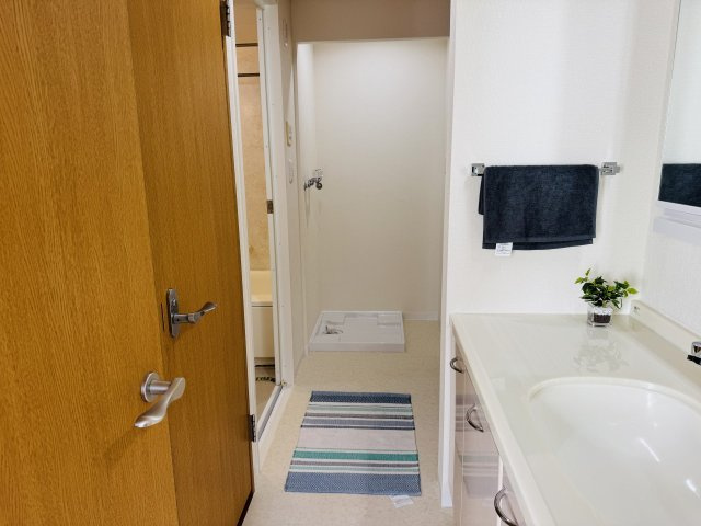 ベルコリーヌ南大沢第６号棟の脱衣所|～清潔感のある脱衣所～