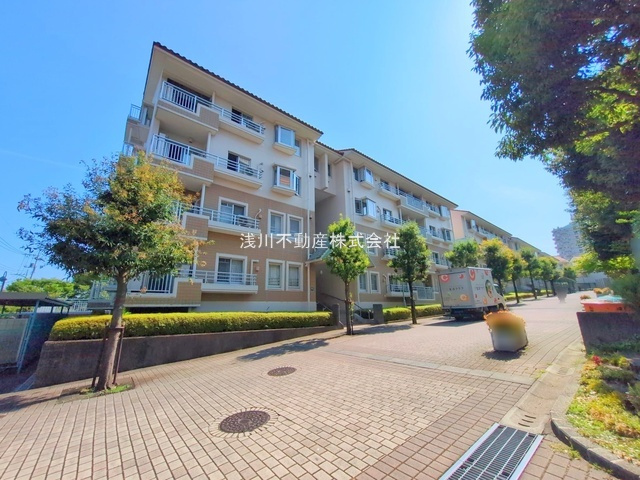 ベルコリーヌ南大沢第６号棟の外観|～南大沢駅徒歩10分　内装リフォーム済マンション　商業施設が点在、生活環境良好～