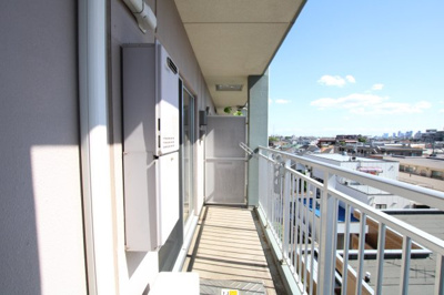 【バルコニー】 | MALMAISON | ※同建物ほかのお部屋の写真です。