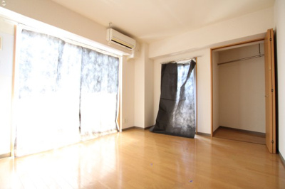 【居間・リビング】 | MALMAISON | ※同建物ほかのお部屋の写真です。