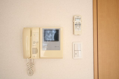 【セキュリティ】 | MALMAISON | ※同建物ほかのお部屋の写真です。