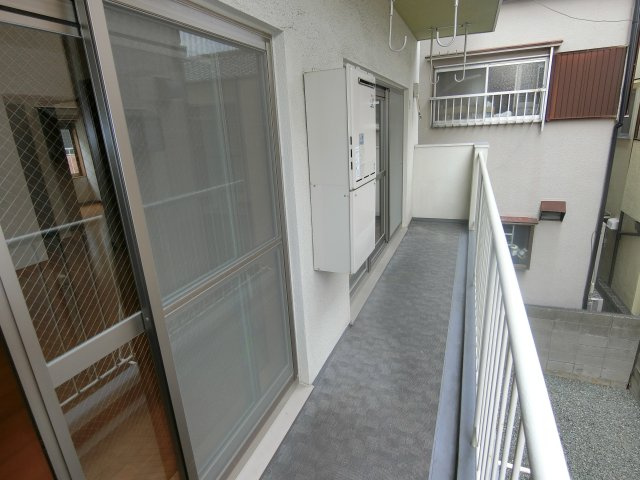 Ｓｅｍｐｒｅ　Ｖｉｔａ　南甲子園のバルコニー