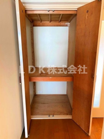 【収納】 | 専任/西武狭山台ハイツ Ｙ号棟 | 廊下収納