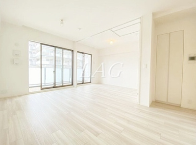 【居間・リビング】 | プレミスト志村三丁目 | 洋室のお部屋です。