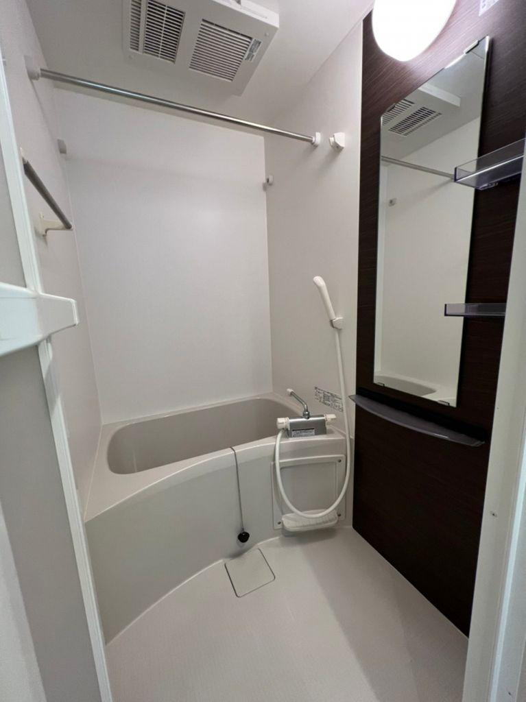 リブリ・シャトーエ　名古屋市賃貸　仲介手数料無料の浴室