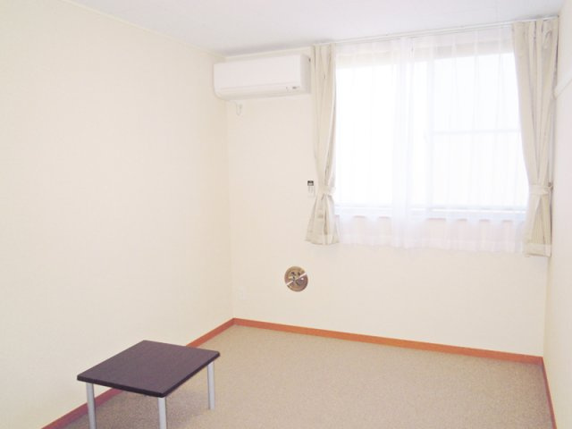 レオパレスパラドール　デ　徳丸の居間・リビング