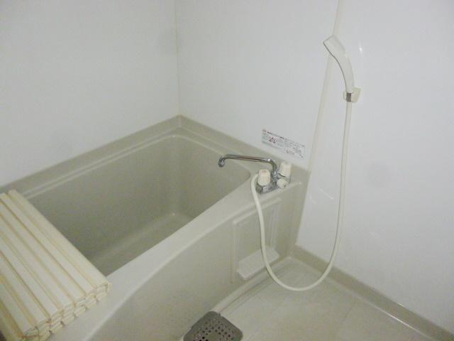 ドミール桜台の浴室