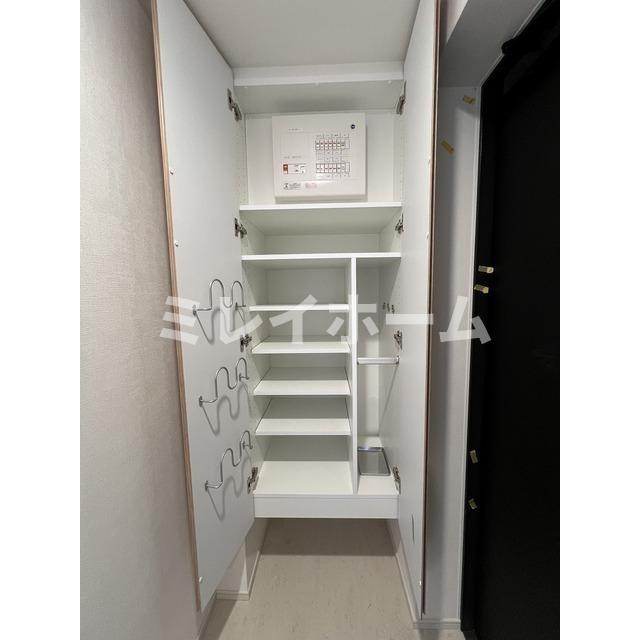 ウェルスクエア西蒲田の玄関