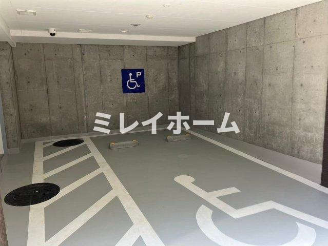 ウェルスクエア西蒲田の駐車場