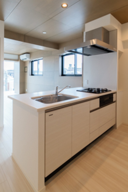 ヴァロータ氷川台のキッチン|※写真は同タイプ住戸です。