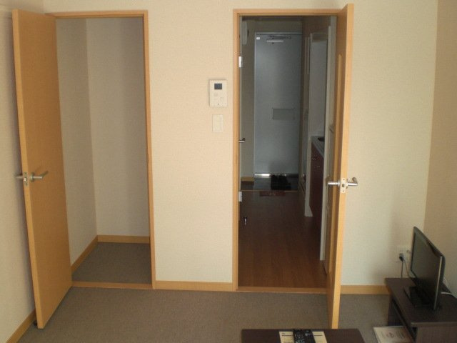 レオパレスラ　メイジュときわ台の居間・リビング