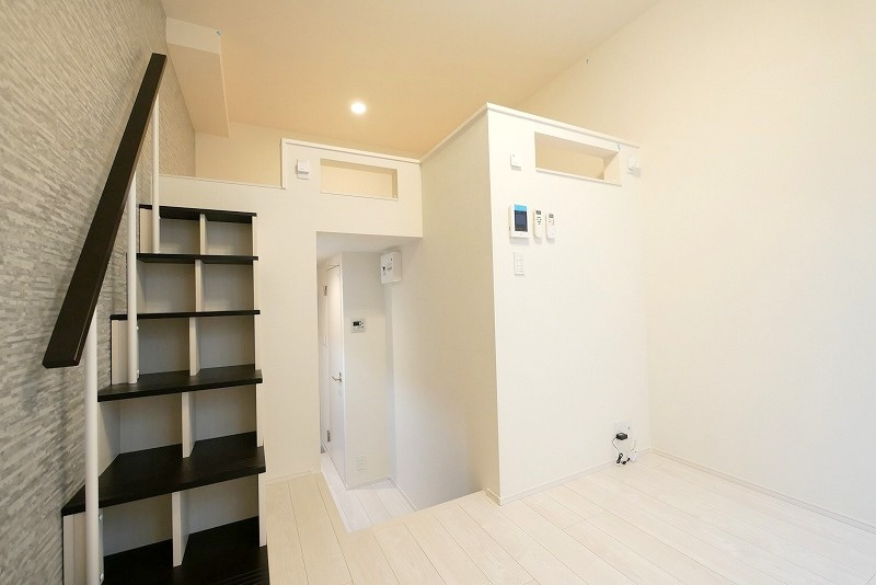 シャンペル三園の内装