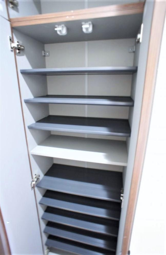 La Primavera　ラ・プリマヴェーラの収納