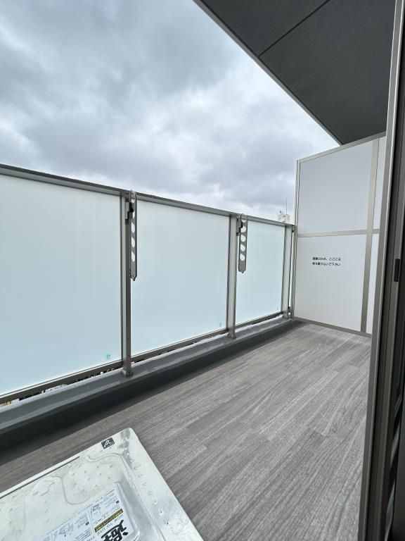 RE residenceのバルコニー