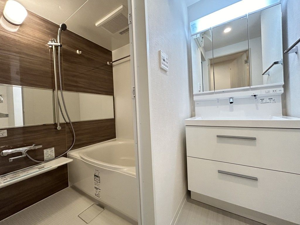 RE residenceの浴室